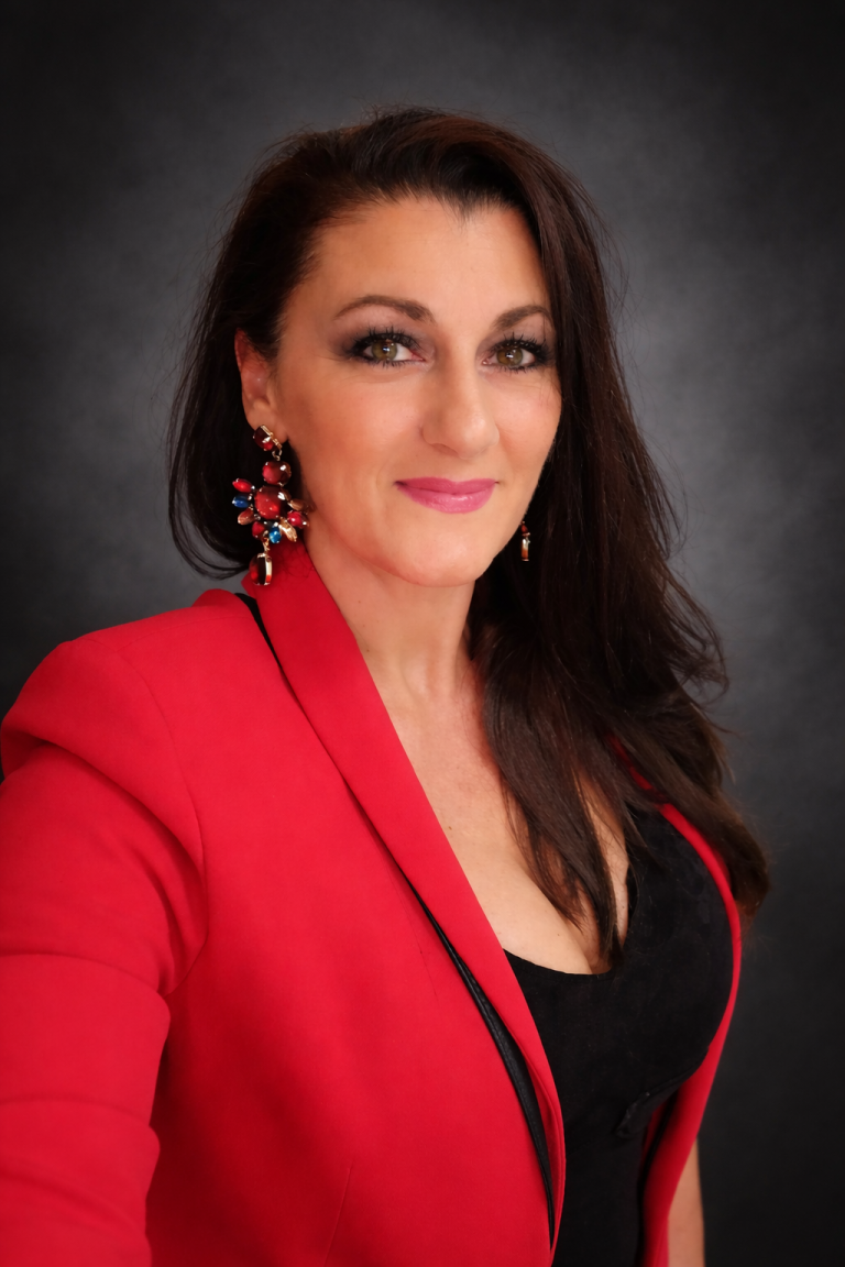 5EE41229 02D3 4507 B250 37B35E9CCF20 768x1152