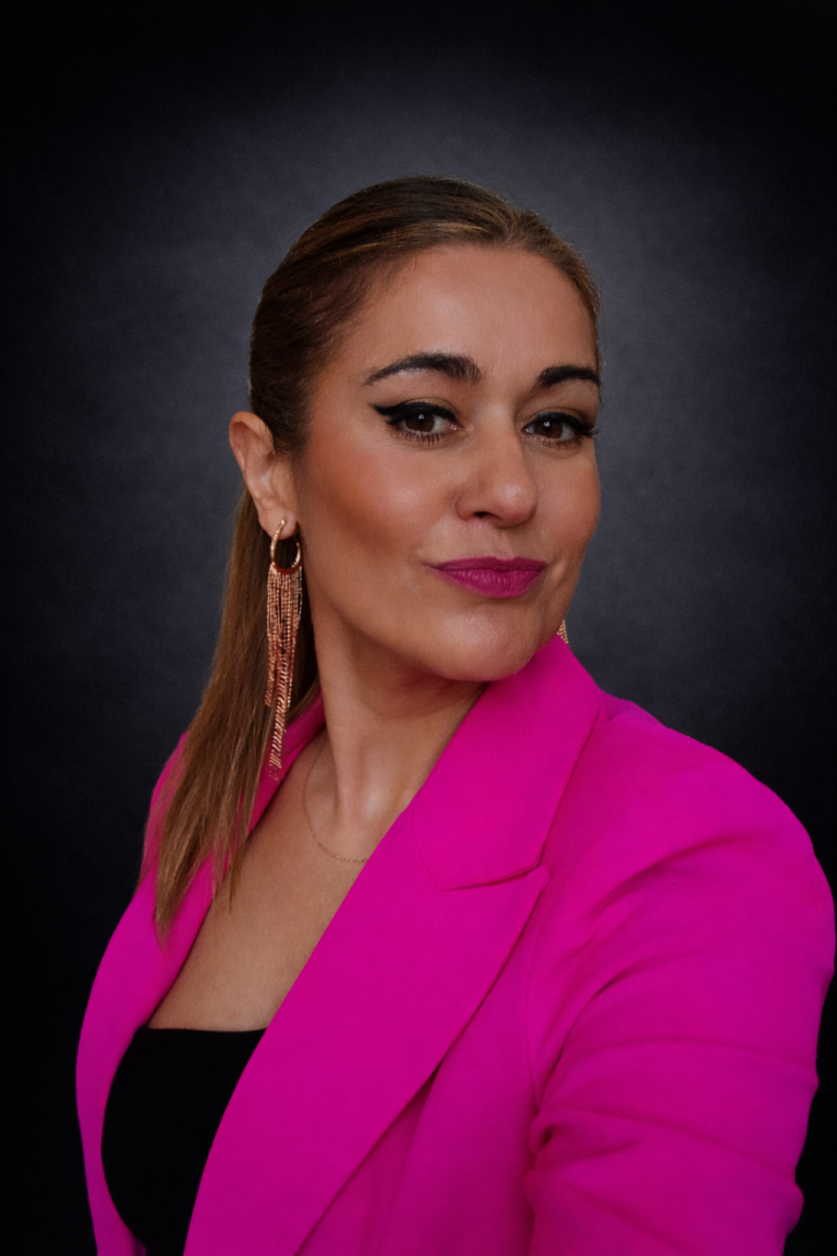 75F5A384 801E 455B 8D33 9B9D3741087A 768x1152